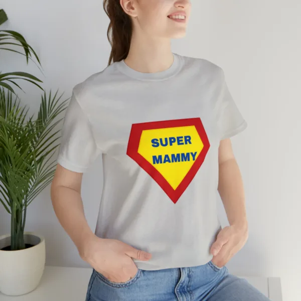 Awesome Super Mom Women's T-shirt - Image 10