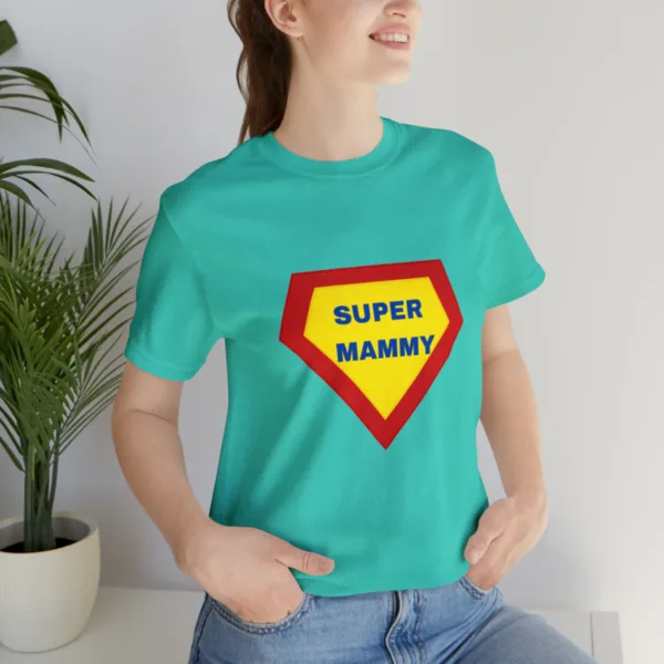 Awesome Super Mom Women's T-shirt