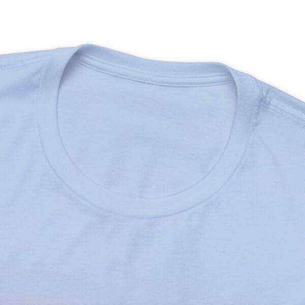 New Kiss Woman T-shirt - Image 42